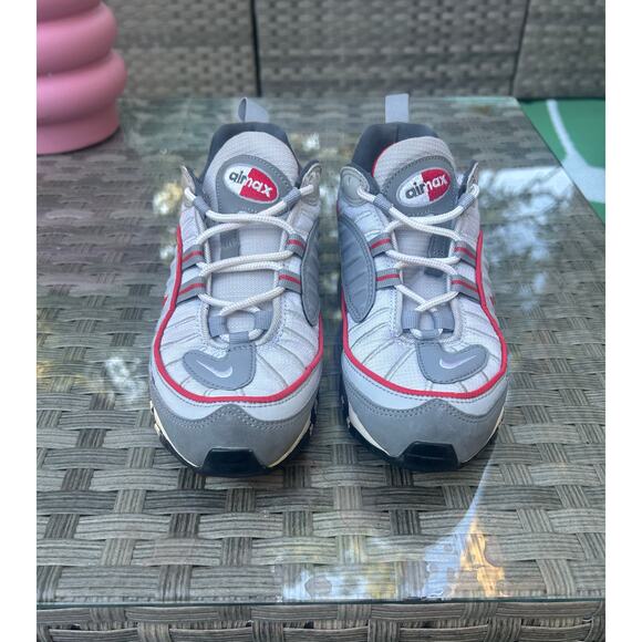 Nike Air Max 98 Gunsmoke/Team Red” GS Size 5Y - Picture 2 of 7